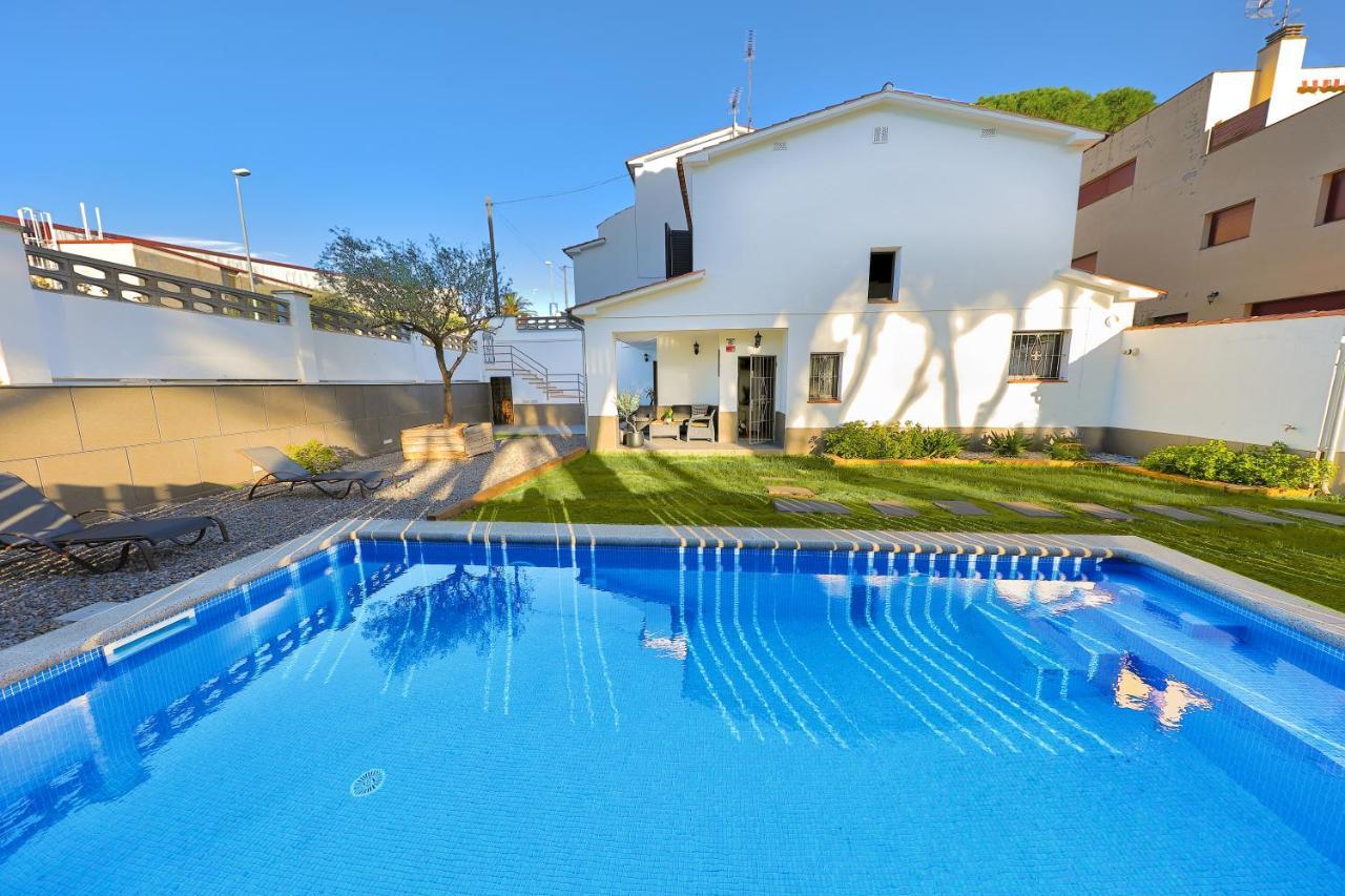 House Apartment L' Escala Bagian luar foto
